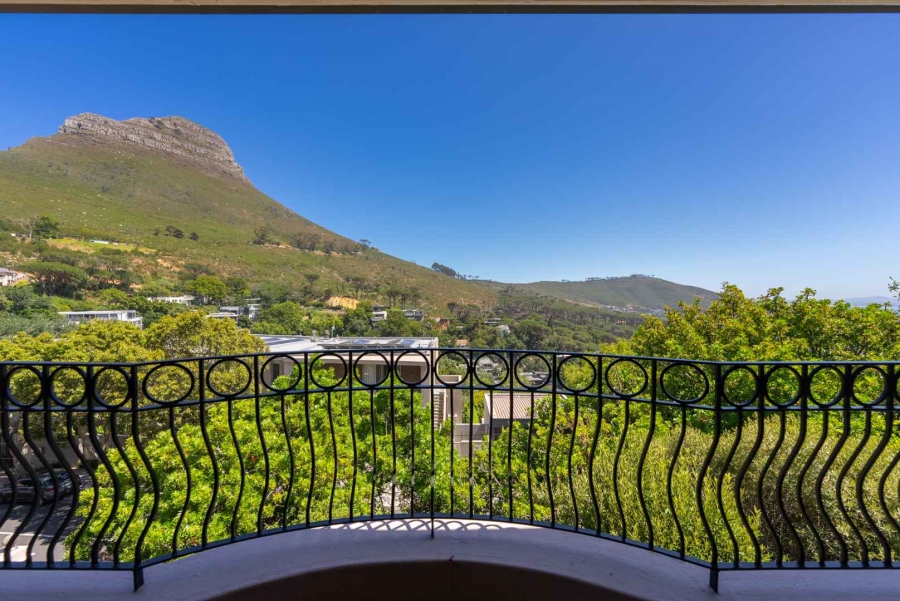 4 Bedroom Property for Sale in Higgovale Western Cape